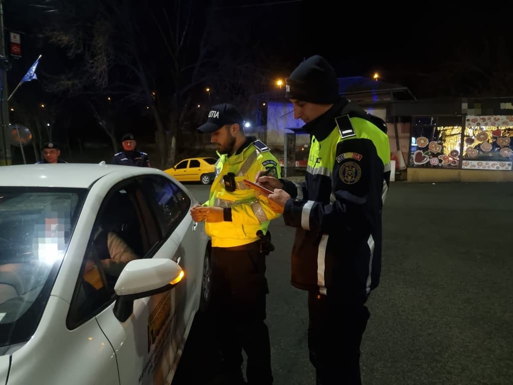 Dosar penal pentru un tânăr din Dorohoi. Conducea o mașină cu autorizația provizorie de circulație expirată
