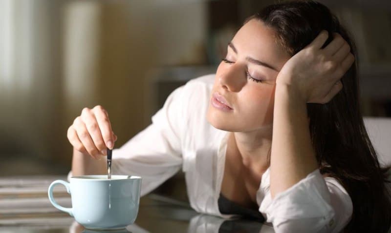 Cum afectează consumul de cafea calitatea somnului
