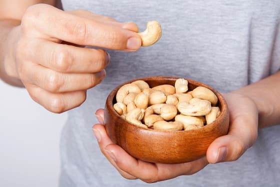 Beneficiile consumului de nuci caju pentru sănătate: Un superaliment la îndemâna ta