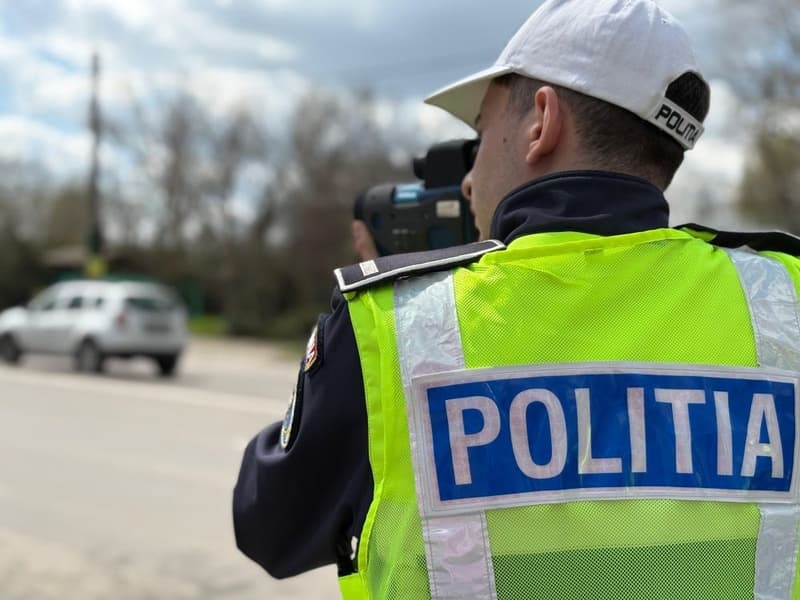 Oprit pentru viteză excesivă, apoi reținut pentru conducere sub influența alcoolului