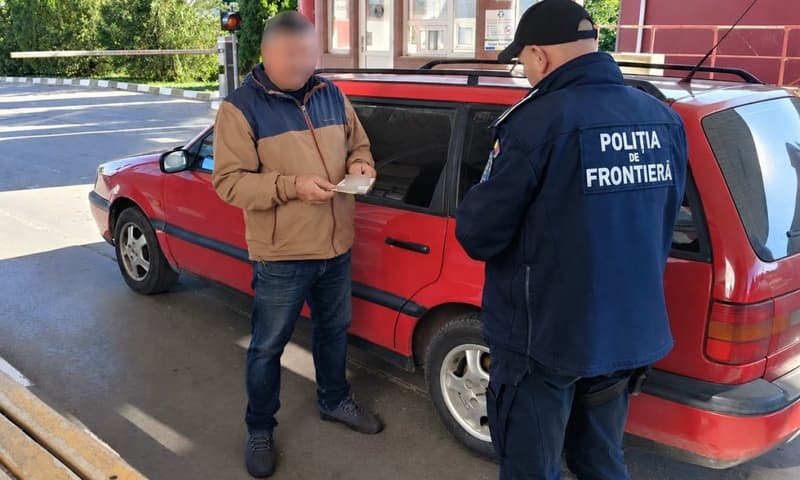 A pornit la drum cu o autoutilitară radiată din circulație