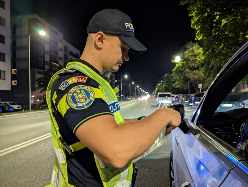 Șofer în vârstă de 65 de ani, reținut pentru conducerea unui vehicul sub influența băuturilor alcoolice
