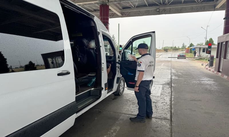 Cetățean moldovean căutat prin Interpol, depistat în PTF Stânca