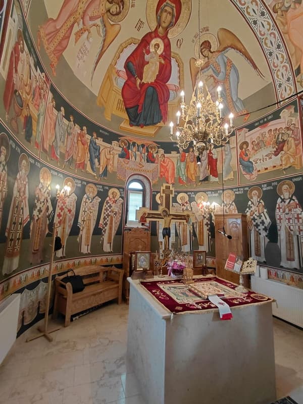 Image 12