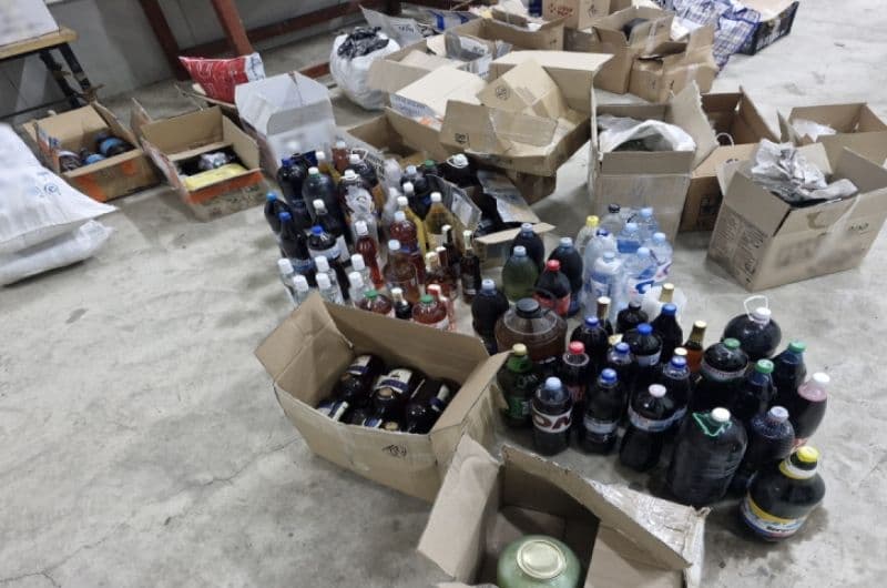 Peste 500 de litri de alcool descoperiți la PTF Stânca1