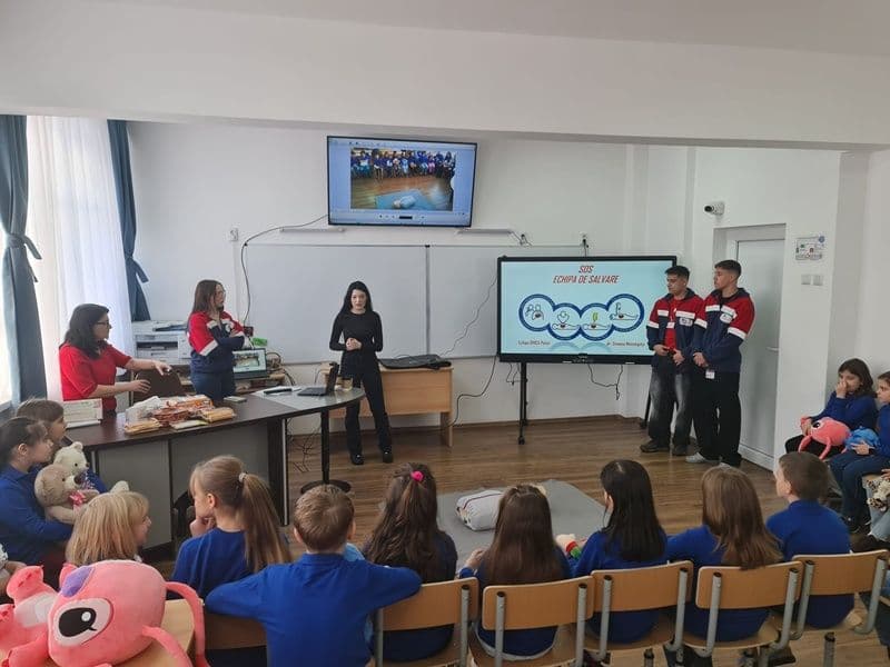 SOS Echipa de salavare la M Kogălniceanu_006