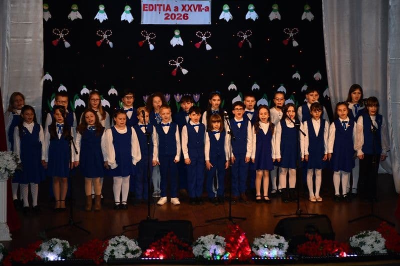 Flori pentru mama 2026_modern_013
