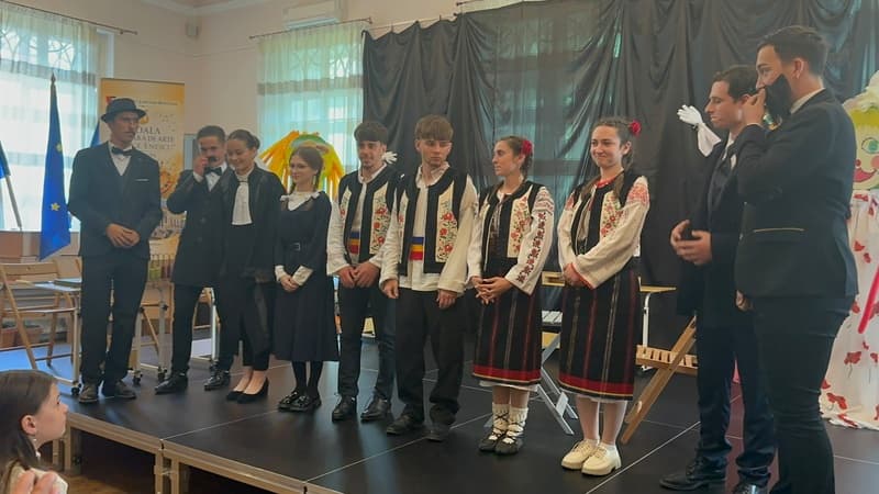Image 12