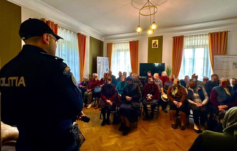 Acțiune a polițiștilor pentru prevenirea victimizării persoanelor vârstnice