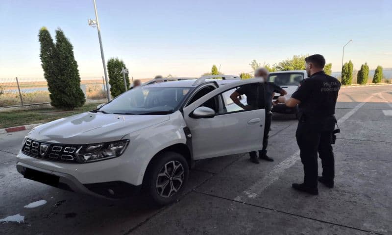 A cumpărat un permis fals de conducere cu 750 de euro crezând că este real