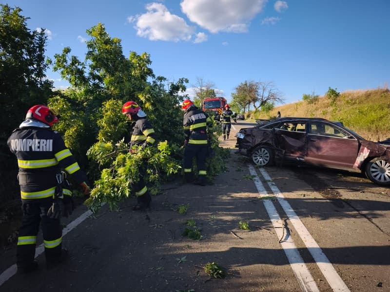 Tânăr de 22 de ani ajuns la spital în urma unui accident produs la Ungureni