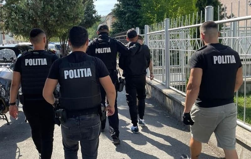 Bărbat plasat în control judiciar pentru o perioadă de 60 de zile, pentru comiterea infracțiunii de proxenetism