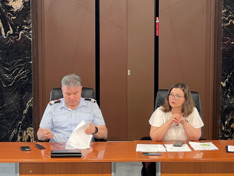 Autoritățile din Botoșani în alertă din cauza furtunilor. Prefectul a convocat Comitetul pentru Situații de Urgență