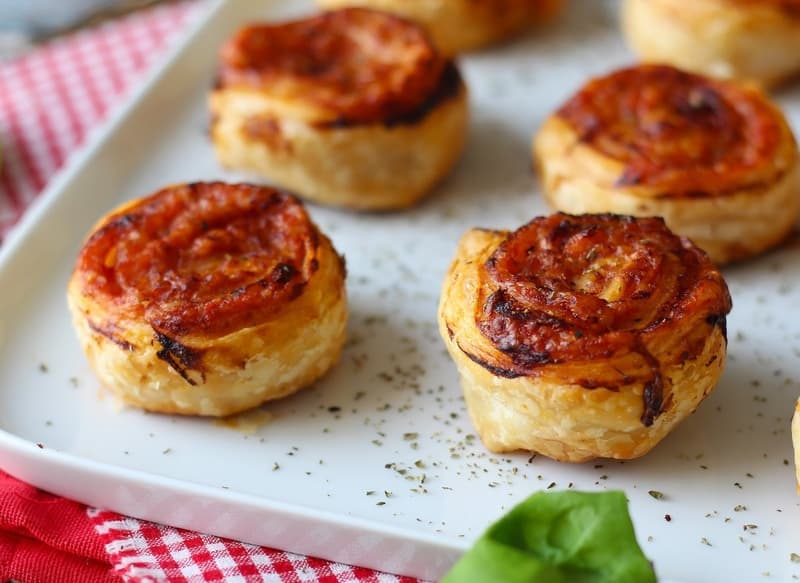 Rulouri din foitaj la air fryer