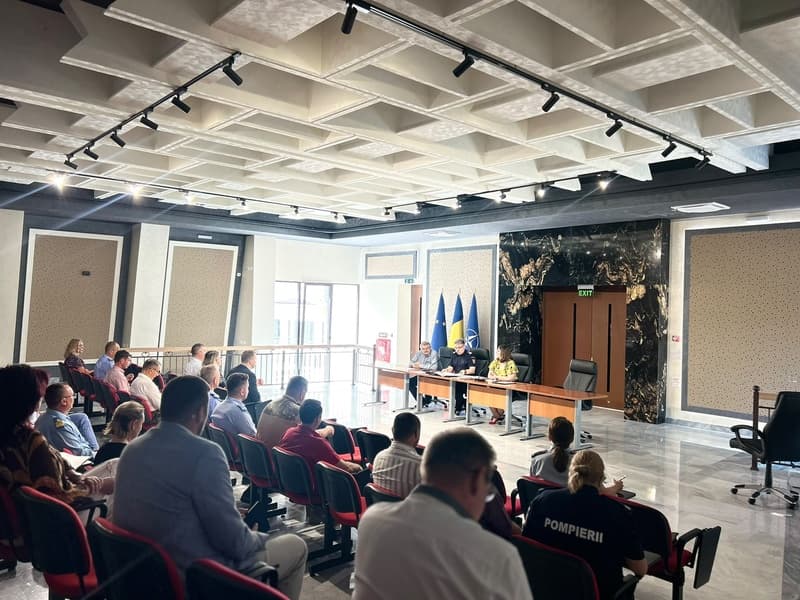 Eficiența măsurilor pentru protejarea persoanelor vulnerabile și prevenirea efectelor fenomenelor extreme analizată de CJSU Botoșani
