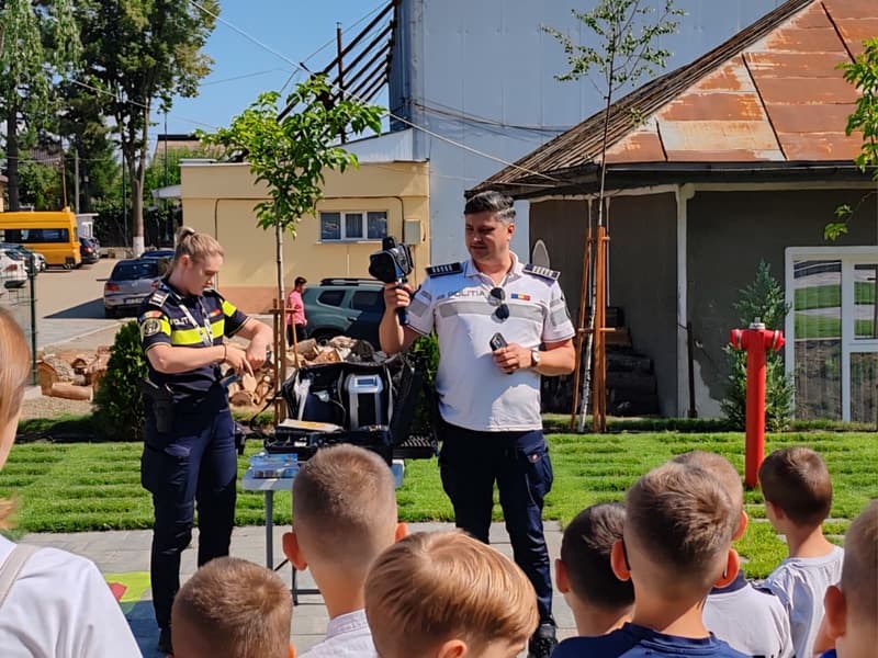 Academia micilor polițiști organizată la Darabani
