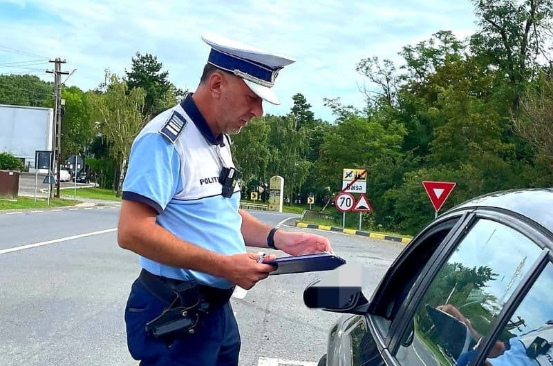 Șofer băut scos din trafic de polițiști