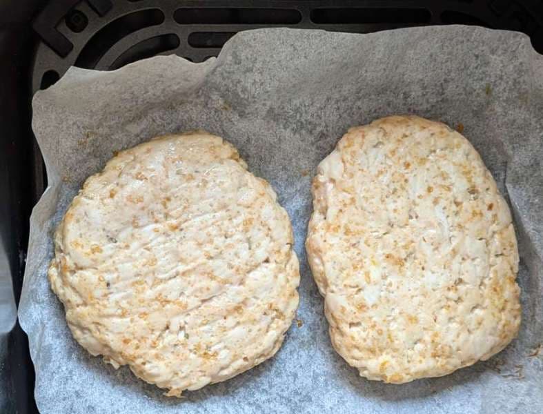 Burgheri de pui la friteuză