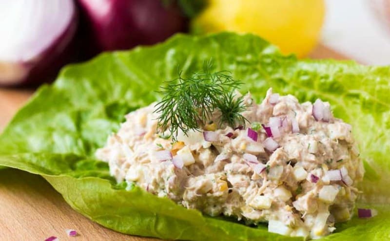 Salată de ton cu maioneză