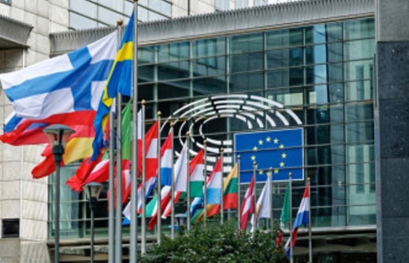 Parlamentul European a aprobat noi reguli pentru cei care lucrează în alt stat UE. Se schimbă șomajul și alte beneficii sociale