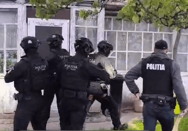 Cinci percheziții desfășurate de polițiști botoșăneni, la persoane bănuite de braconaj