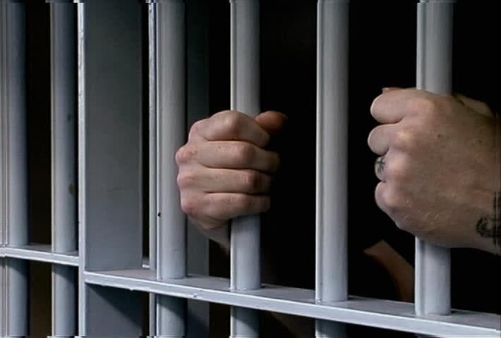 Bărbat în vârstă de 31 de ani condamnat la închisoare pentru act sexual cu minor