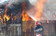 Gospodărie incendiată din joacă de un copil