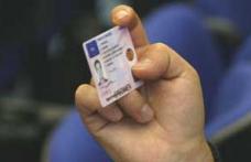 Permis de conducere fals obţinut în Italia