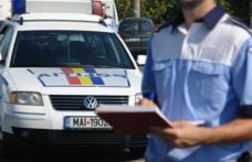 La vederea echipajului de poliție a oprit autoturismul în mijlocul străzii și a fugit