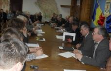 Bani pentru refacerea infrastructurii rutiere afectate de inundaţiile de anul trecut