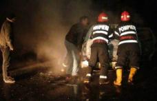 Ghinionul unui șofer! Și-a găsit autoturismul incendiat în fața gospodăriei!