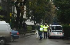 Trei mașini avariate de un șofer neatent! O familie întreagă a ajuns la spital!