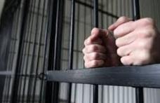 Evadare ca în filme, într-o închisoare din Franţa. Un român şi doi moldoveni au tăiat barele de la celulă