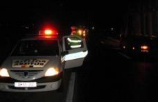Plimbare cu maşina în toiul nopţii fără permis de conducere