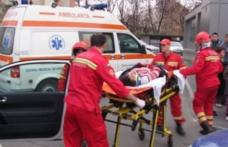 Minoră accidentată grav în timp ce traversa în fugă şi prin loc nepermis