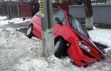 ACCIDENT grav din cauza poleiului! Şase persoane, printre care şi o gravidă, au ajuns la spital -  VIDEO