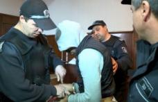 Dorohoian urmărit internaţional pentru fapte grave, localizat de poliţişti și extrădat din Belgia