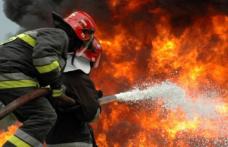 Incendiu produs în această dimineaţă. Femeie arsă de vie, găsită decedată în faţa casei!