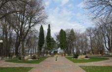 Primim la redacție - Fără parcări auto în Grădina de vară Dorohoi - fostul Parc Aurora