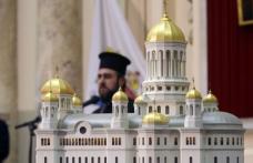 Patriarhul Daniel, cu ochii pe Arsenie Boca. Cozile de la Prislop s-ar putea muta la București dacă moaștele vor reuși să fie aduse la Catedrala Neamu