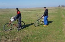 Ţigări de contrabandă transportate cu bicicleta - FOTO