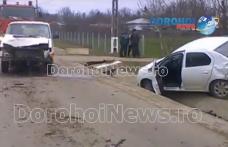 Accident de circulație violent produs la Carasa: Bani și documente împrăștiate în urma impactului! - FOTO