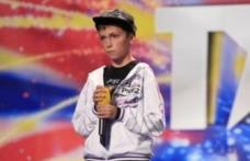 Botoșăneanul Cosmin Agache câştigă primii bani din beatbox
