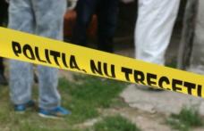 Crimă oribilă! Un bărbat și-a ucis consăteanul chiar în fața porții