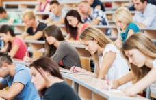 Un profesor britanic explică ce se întâmplă cu studenţii români din Anglia