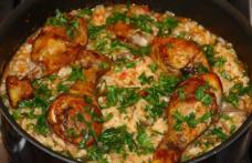 Pilaf cu legume şi carne de pasăre