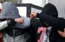 Minori din Dorohoi bănuiţi de furturi, identificaţi şi cercetaţi în stare de reţinere