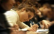 Studentele din familii sărace vor primi un ajutor financiar pentru studii 