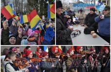 Horă pe muzica Orchestrei „Mugurelul” și mâncare ostășească de 1 Decembrie la Dorohoi - VIDEO/FOTO
