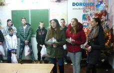 Liceul Tehnologic „Al. Vlahuță” Șendriceni: Sărbătorile vin la toți copii - FOTO
